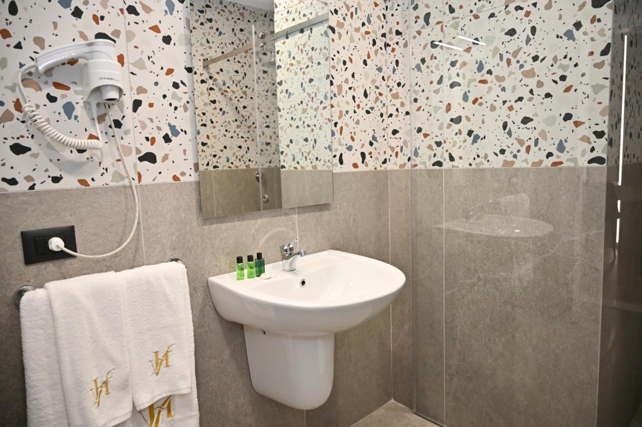 Hotel Vino دراس المظهر الخارجي الصورة